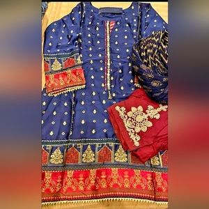 Sadabahaar Pakistani Women Dress - 3Pc
